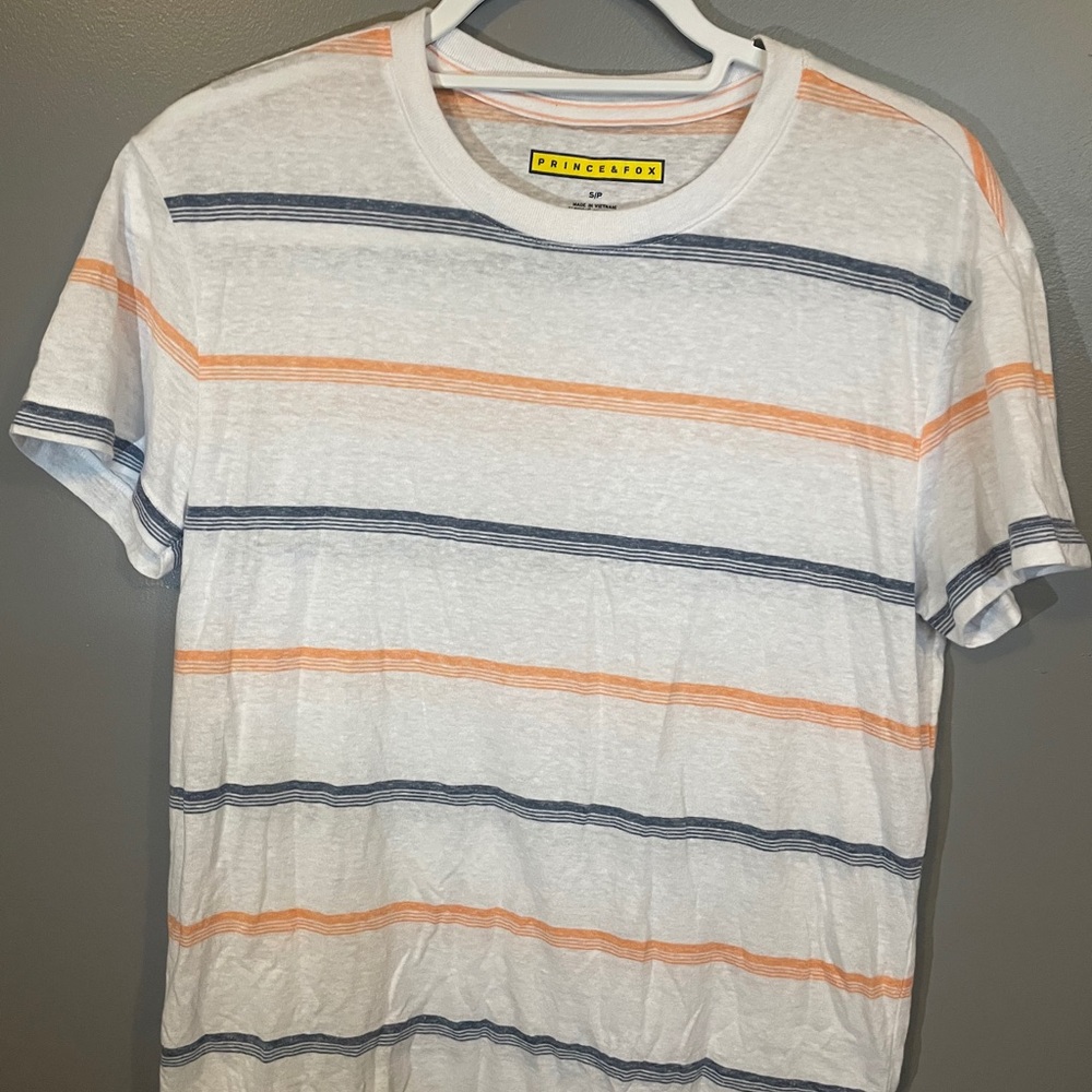 Aeropostale • Short Sleeve Graphic Tee
